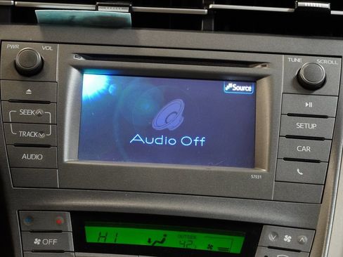 Used 2013 Toyota Prius image 19