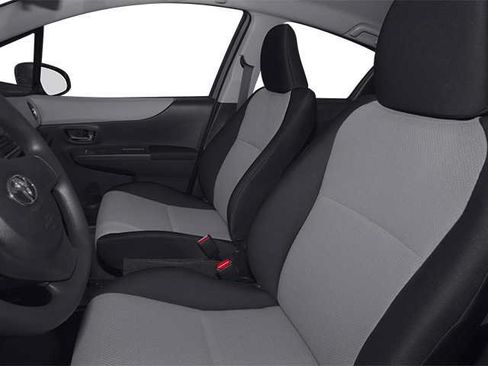 Used 2014 Toyota Yaris L FWD image 8