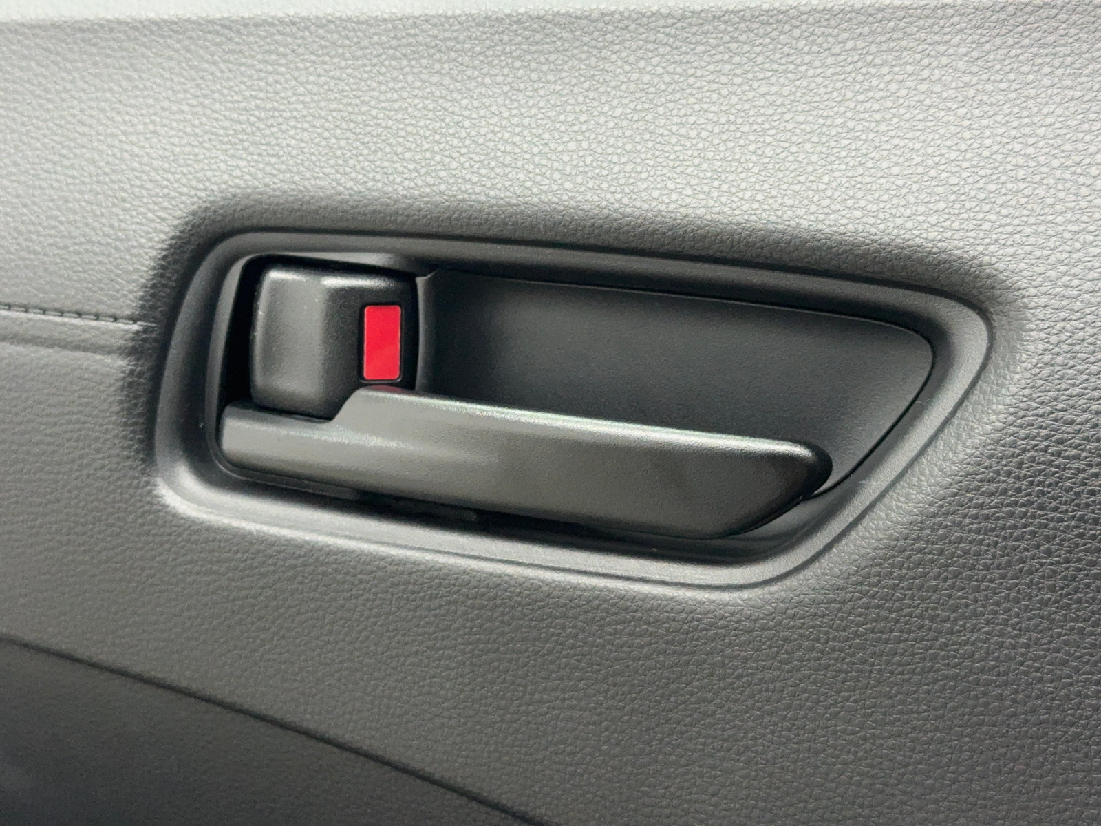 Used 2023 Toyota Corolla Cross LE FWD image 20