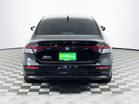 Used 2023 Honda Accord EX image 8