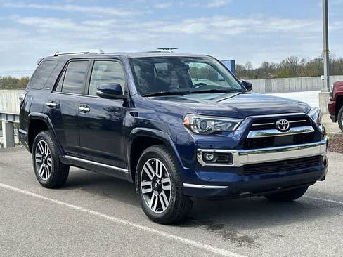Used 2023 Toyota 4Runner Limited AWD/4WD image 31