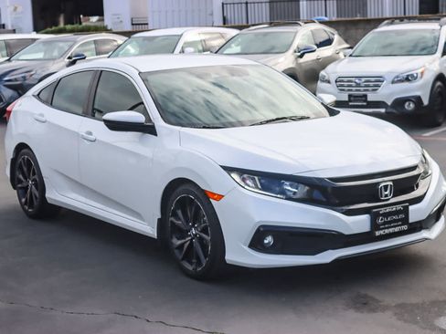 Used 2019 Honda Civic Sport image 5