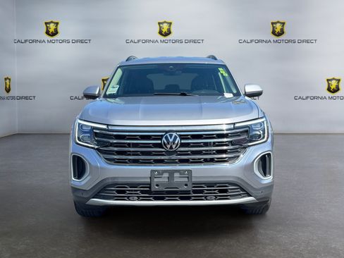 Used 2025 Volkswagen Atlas SE FWD image 8