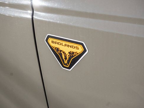 New 2025 Ford Bronco Badlands AWD/4WD image 11