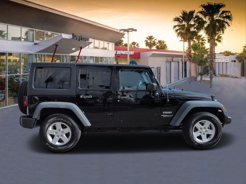 Used 2017 Jeep Wrangler Unlimited Sport w/ Quick Order Package 24S image 2
