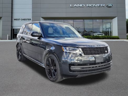Certified 2024 Land Rover Range Rover SE image 2