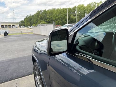 Used 2019 Jeep Grand Cherokee Overland AWD/4WD image 31