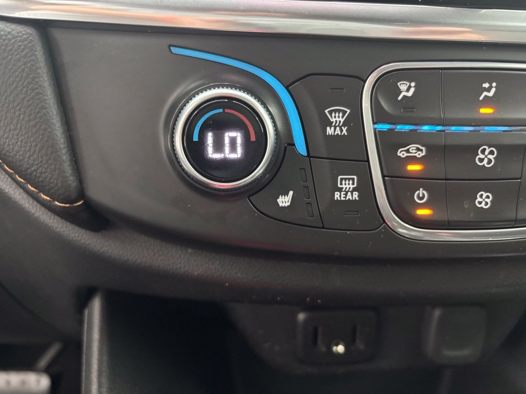 Used 2019 Chevrolet Traverse LT FWD image 27