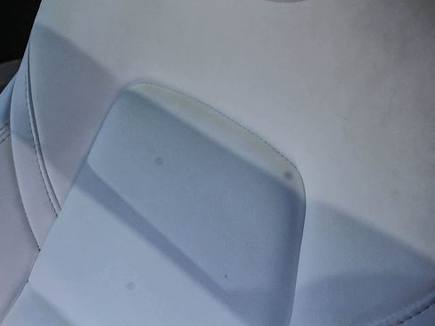 Used 2023 Tesla Model Y Long Range image 31