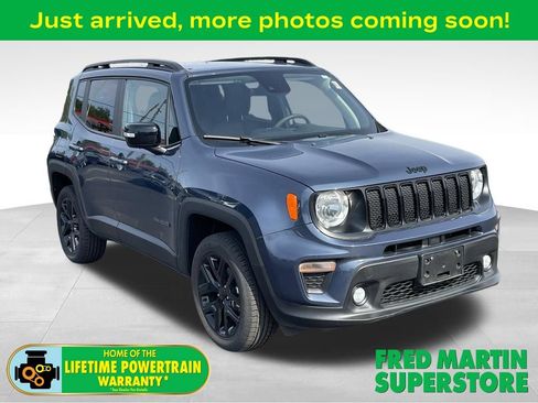 Used 2023 Jeep Renegade Altitude w/ Sun/Sound Group AWD/4WD image 1