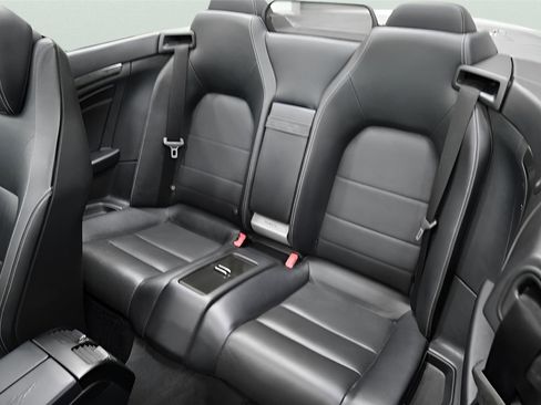Used 2014 Mercedes-Benz E 550 Cabriolet image 16