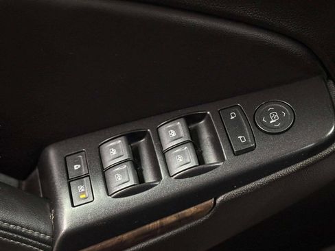 Used 2020 Chevrolet Tahoe 4WD w/ Remote Keyless Entry Package image 11