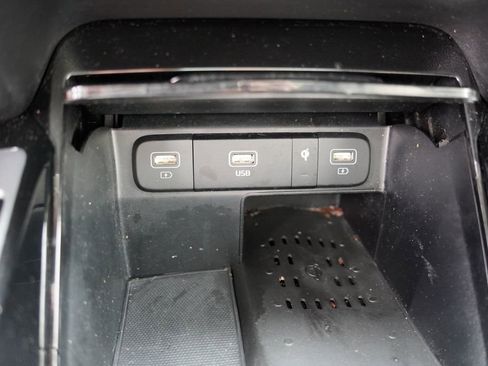 Certified 2023 Kia Sorento SX FWD image 30