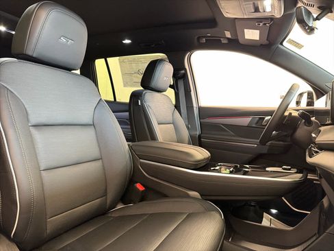 New 2026 Buick Enclave Sport Touring w/ Power Package image 29