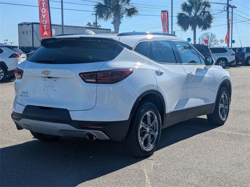 Used 2024 Chevrolet Blazer LT w/ Convenience Package image 3