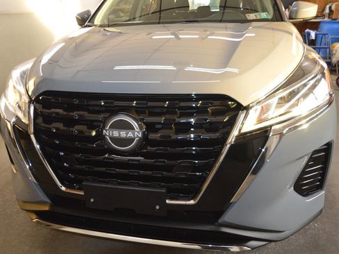 Used 2024 Nissan Kicks SV image 23