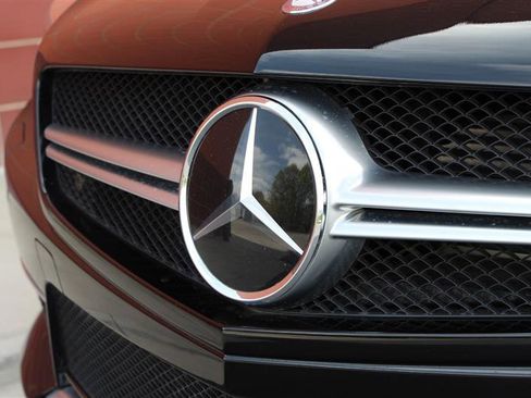 Used 2013 Mercedes-Benz SL 63 AMG image 31