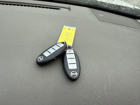 Used 2010 Nissan Altima 2.5 S w/ Convenience Pkg image 10