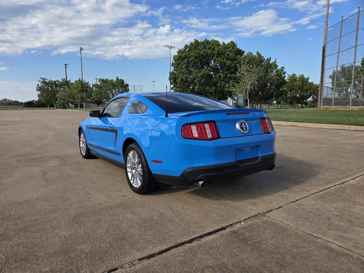 Used 2012 Ford Mustang Premium RWD image 7
