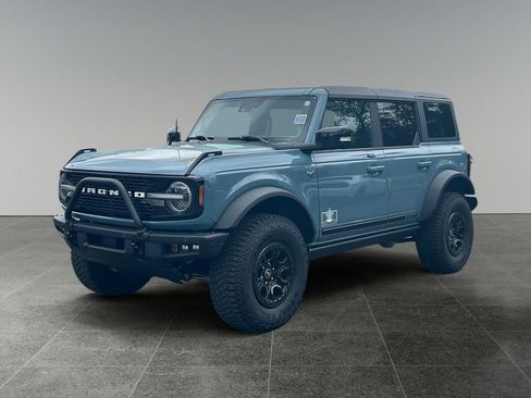 Used 2021 Ford Bronco First Edition AWD/4WD image 3