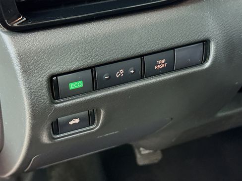 Used 2024 Nissan Sentra SR image 9