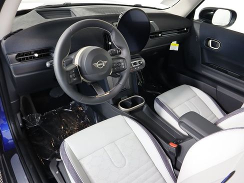 Used 2025 MINI Cooper S image 10