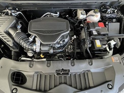 Used 2025 Chevrolet Blazer RS image 50