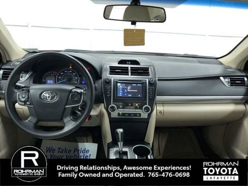 Used 2012 Toyota Camry LE FWD image 14