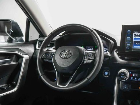 Certified 2021 Toyota RAV4 XLE Premium w/ Carpet Mat Package (TMS) image 15