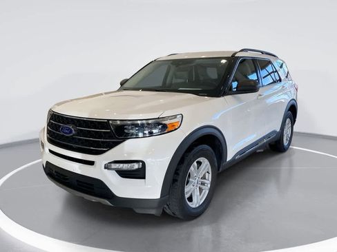 Used 2023 Ford Explorer XLT w/ Equipment Group 202A image 1