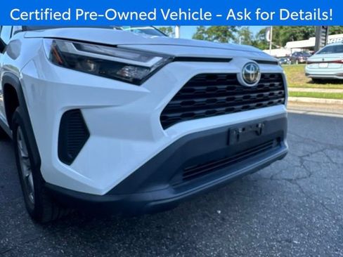 Used 2022 Toyota RAV4 XLE w/ Convenience Package AWD/4WD image 25