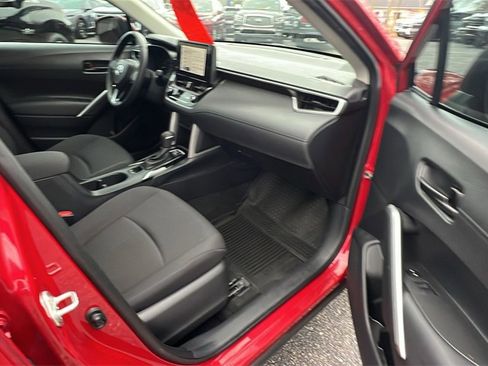 Used 2023 Toyota Corolla Cross LE image 16