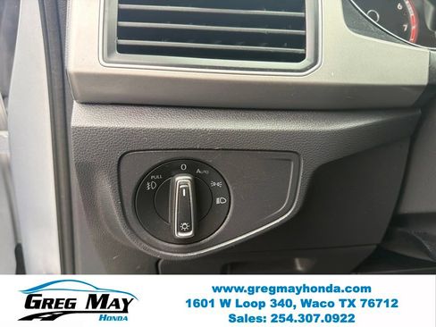 Used 2019 Volkswagen Atlas SE FWD image 14