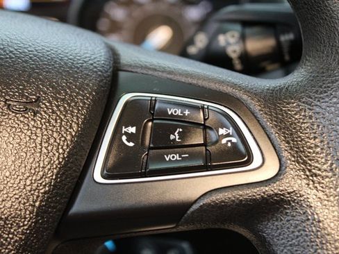 Used 2017 Ford Focus SE image 18