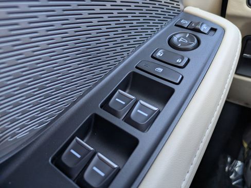 Used 2024 Acura MDX SH-AWD w/ Advance Package image 22