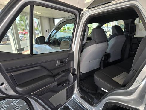 New 2026 Toyota 4Runner TRD Off-Road AWD/4WD image 32