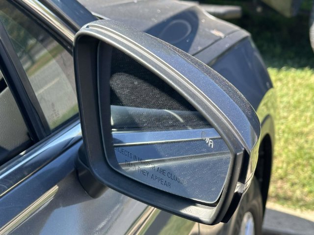 Used 2019 Volkswagen Tiguan SE AWD/4WD image 28