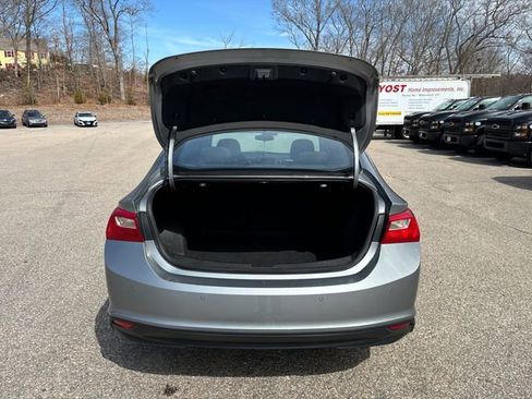 Used 2024 Chevrolet Malibu LT FWD image 13