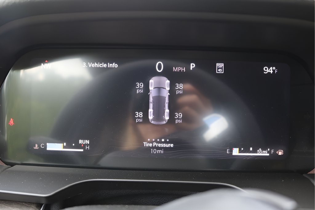 New 2026 Jeep Grand Cherokee Limited RWD image 27