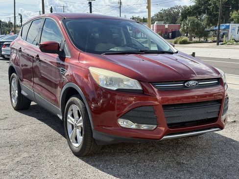 Used 2015 Ford Escape SE FWD image 9