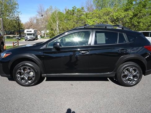 Used 2021 Subaru Crosstrek 2.5i Sport w/ Moonroof Package AWD/4WD image 2