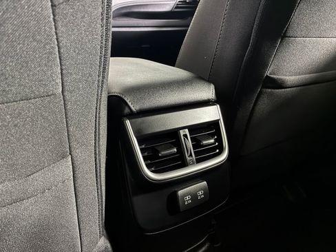 Used 2022 Subaru Outback Premium image 18