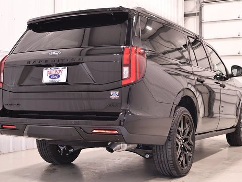 New 2027 Ford Expedition Max Platinum w/ Stealth Performance Package AWD/4WD image 9