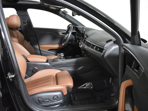 Used 2024 Audi A4 2.0T Premium Plus w/ Premium Plus Package AWD/4WD image 32