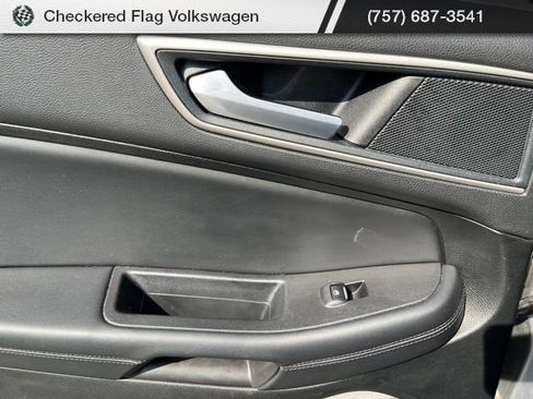 Used 2024 Ford Edge SEL image 24