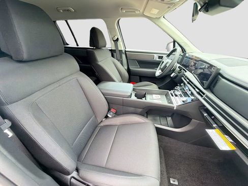 New 2026 Hyundai Santa Fe SE FWD image 28