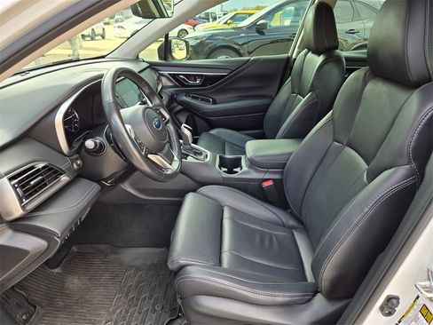 Used 2022 Subaru Legacy Limited image 9