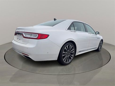 Used 2018 Lincoln Continental Reserve image 7