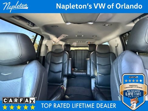 Used 2019 Cadillac Escalade ESV Luxury image 25