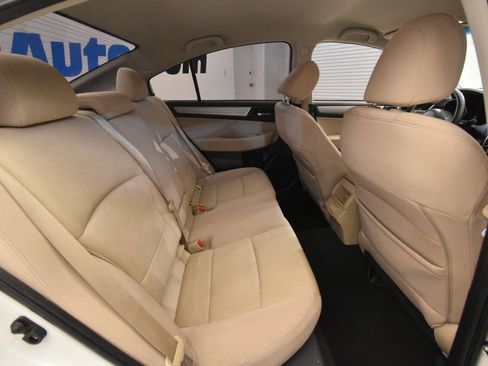 Used 2018 Subaru Legacy 2.5i Premium image 16